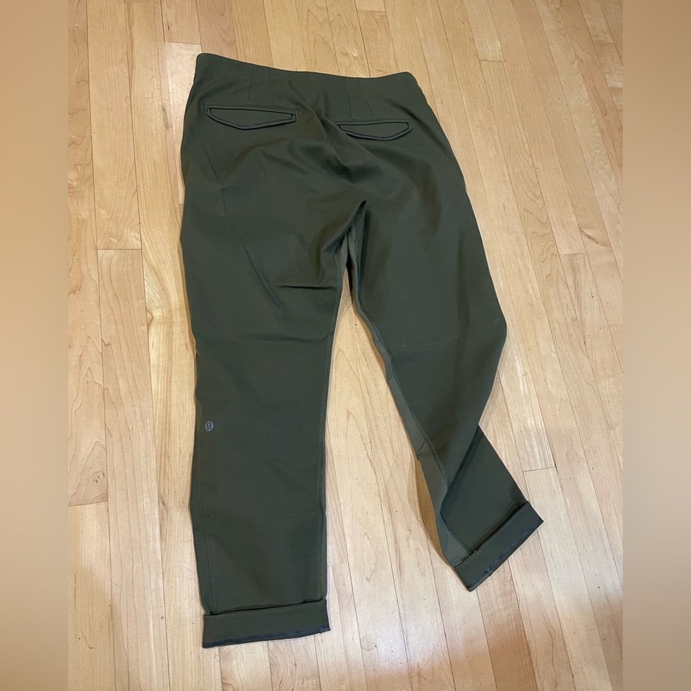 Lululemon trouser